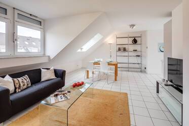 Çok güzel döşenmiş Çatı teraslı daire içinde Maxvorstadt