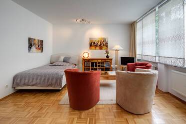 Sehr schöne möblierte Wohnung içinde Maxvorstadt