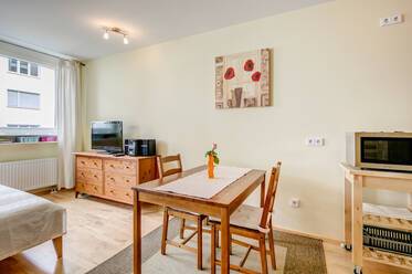 Meget flot møbleret Flad i Isarvorstadt