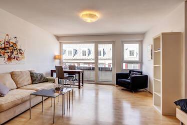 Schöne möblierte Wohnung içinde Maxvorstadt