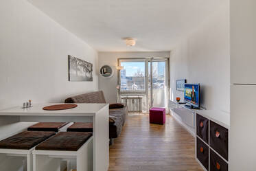 München Schwanthalerhöhe: Möbliertes 1-Zimmer Apartment