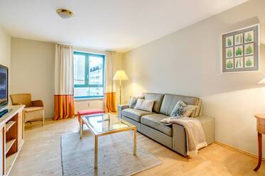 Schöne möblierte Wohnung içinde Maxvorstadt