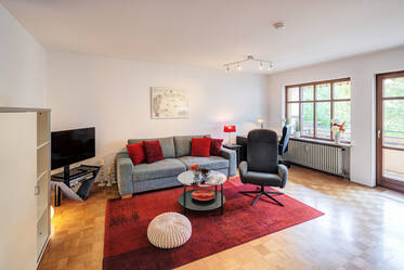 Berg am Laim: Sessiz ve güneşli, güney cepheli balkonlu daire