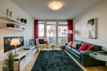 Smukt møbleret Flad i Maxvorstadt