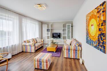 Тих апартамент, заобиколен от зеленина