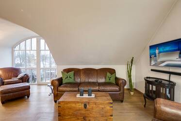 Meget flot møbleret Lejlighed i galleriet i Englschalking