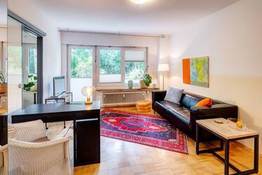 Çok güzel döşenmiş Düz içinde Schwabing