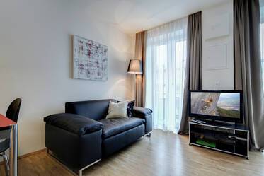 Sehr schöne möblierte Wohnung içinde Großhadern