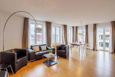 Sehr schöne möblierte Wohnung içinde Großhadern