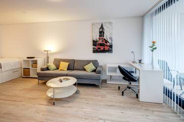 Çok güzel döşenmiş Düz içinde Schwabing