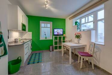 Sehr schöne möblierte Wohnung içinde Waldperlach