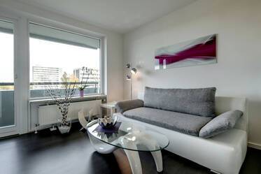 Sehr schöne möblierte Wohnung içinde Solln