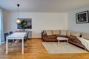 Όμορφα επιπλωμένο Επίπεδη στο Schwabing