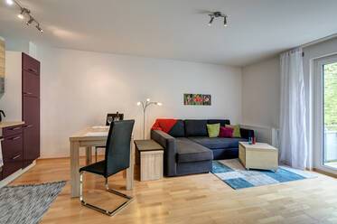 Sehr schöne möblierte Wohnung içinde Untermenzing