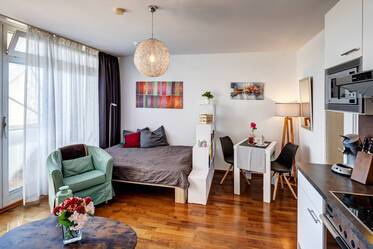 Zeer mooi ingericht Plat in Moosach