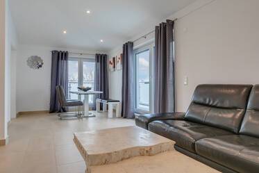 Sehr schöne möblierte Wohnung içinde Denning