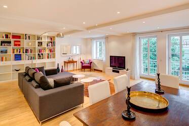 Апартамент Premium: Много хубаво обзаведен Плосък в Glockenbachviertel