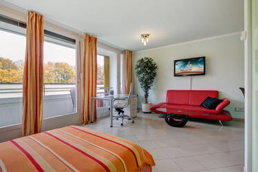 6 Min zu S-Bahn S8 Airportlinie, Balkon, Internet