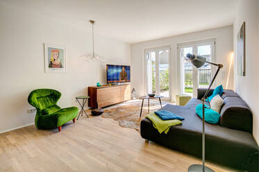 Premium Wohnen am Luitpoldpark: Hochwertig möblierte 4-Zimmer-Wohnung für hohe Ansprüche