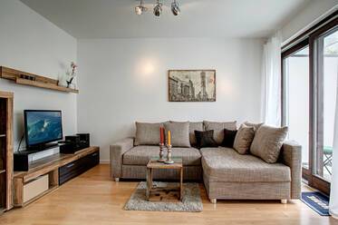 Sehr schöne möblierte Wohnung içinde Schwabing