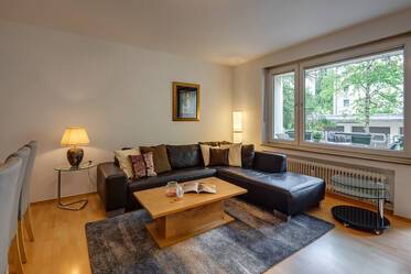 Gewilde locatie Schwabing: Gemeubileerd 2-kamerappartement