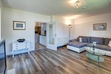 Schöne möblierte Wohnung içinde Fasangarten