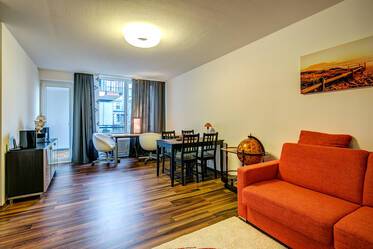 매우 멋진 가구 플랫 in Obersendling