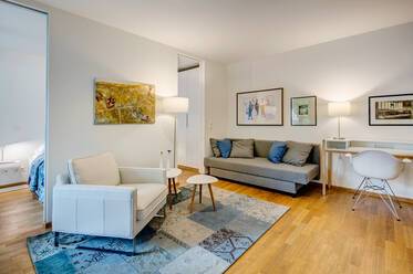 Sehr schöne möblierte Wohnung içinde Glockenbachviertel