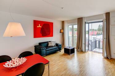 Sehr schöne möblierte Wohnung içinde Großhadern