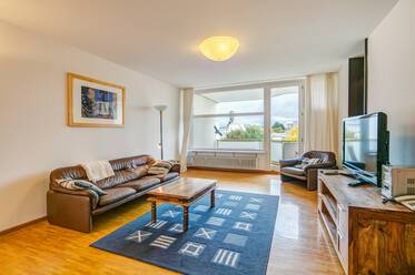 Красиво обзавеждане Плосък в Arabellapark