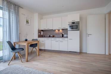 Sehr schöne möblierte Gartenwohnung içinde Messestadt Riem