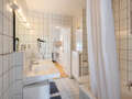 Middenwoning München Untergiesing 02 2. badkamer 14900