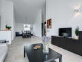 Апартамент с покривна тераса München Arabellapark 05 Living 7279