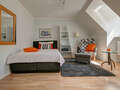 Таванско помещение München Altstadt 04 Living 8000